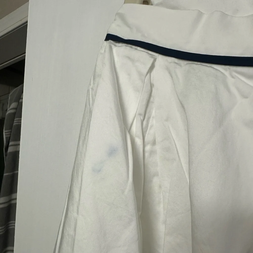 French Connection White Skirt with Navy Scalloped Hem - Picture 11 of 11